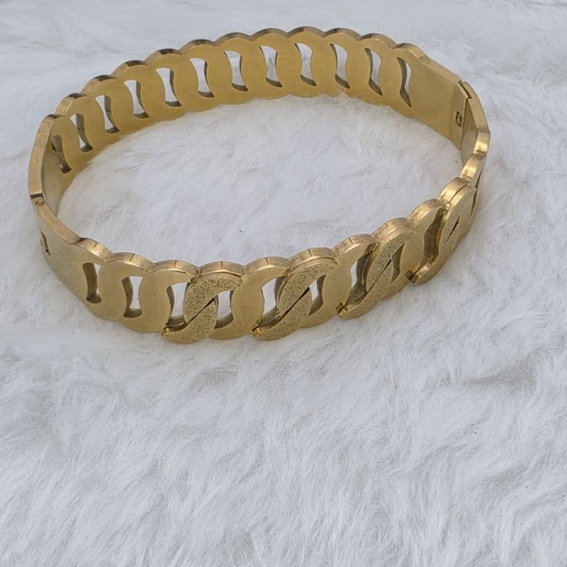 Bracelete Versailles Feminino Dourado | Aço Inox 316L | Luxo Elegante Vazado