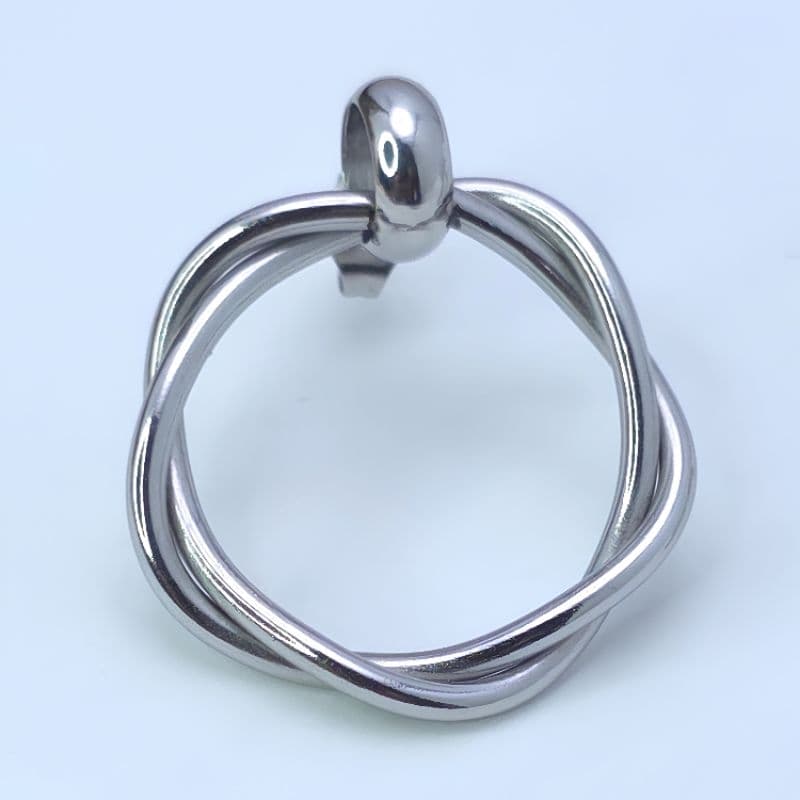 Argola Intreccio Prata em Aço Inox 316L | Design Entrelaçado Moderno | Antialérgico, Resistente à água