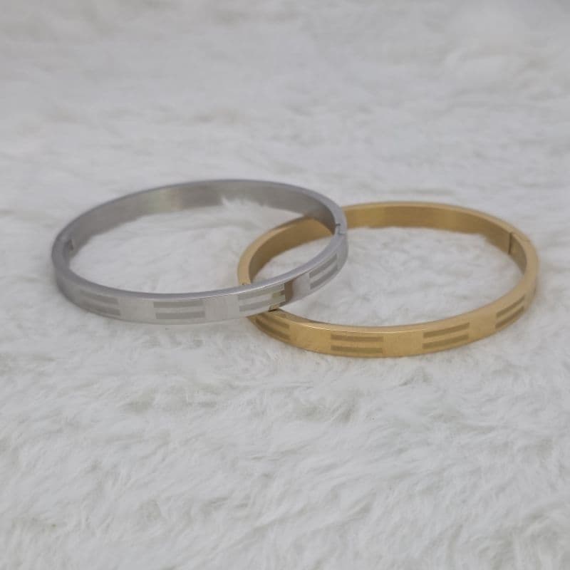 Bracelete Legacy Feminino Aço Inox 316L Dourado ou Prata Elegante Minimalista