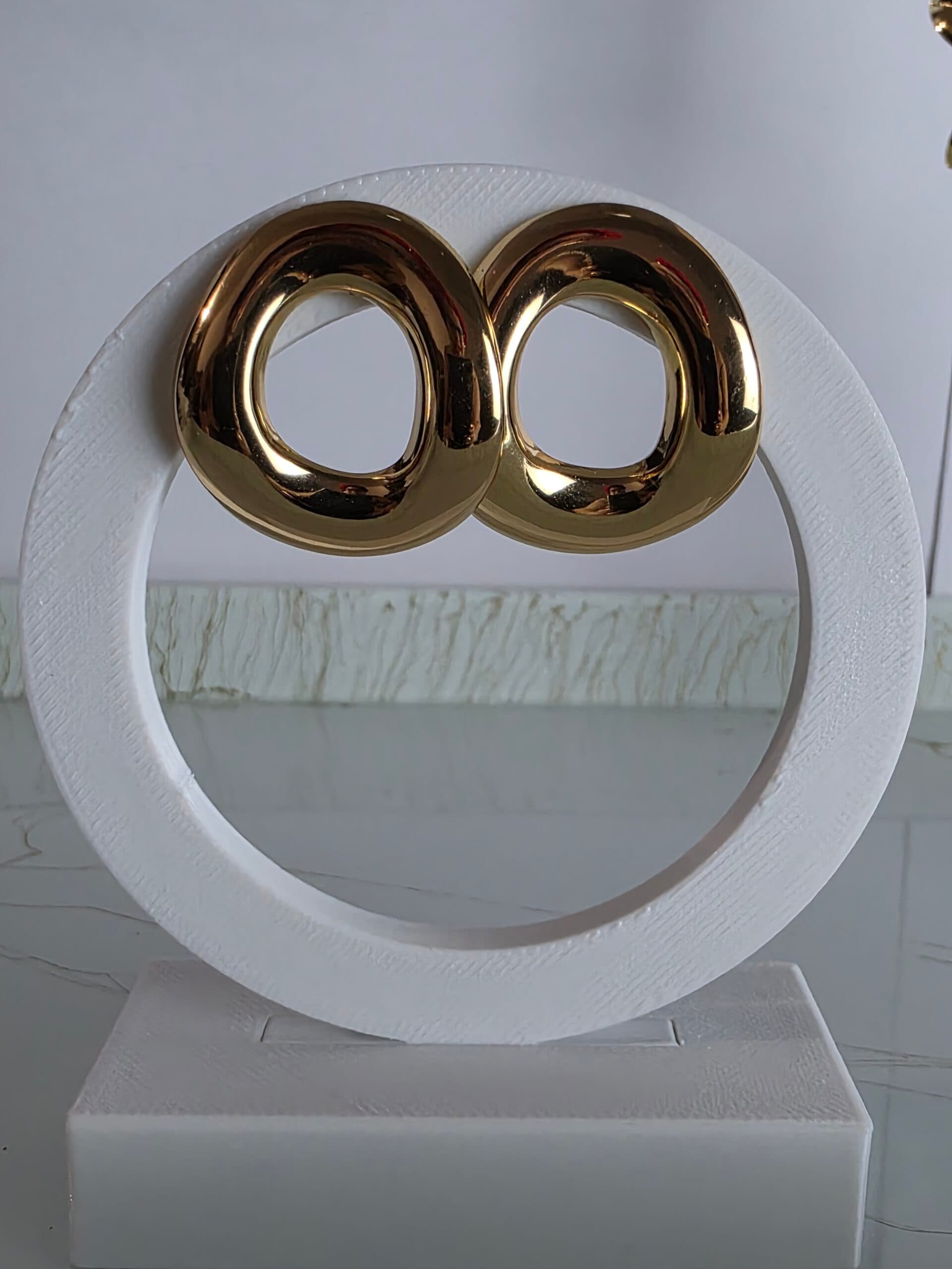 Conjunto Oval Vazado Dourado em Aço Inoxidável | Tríade Aço