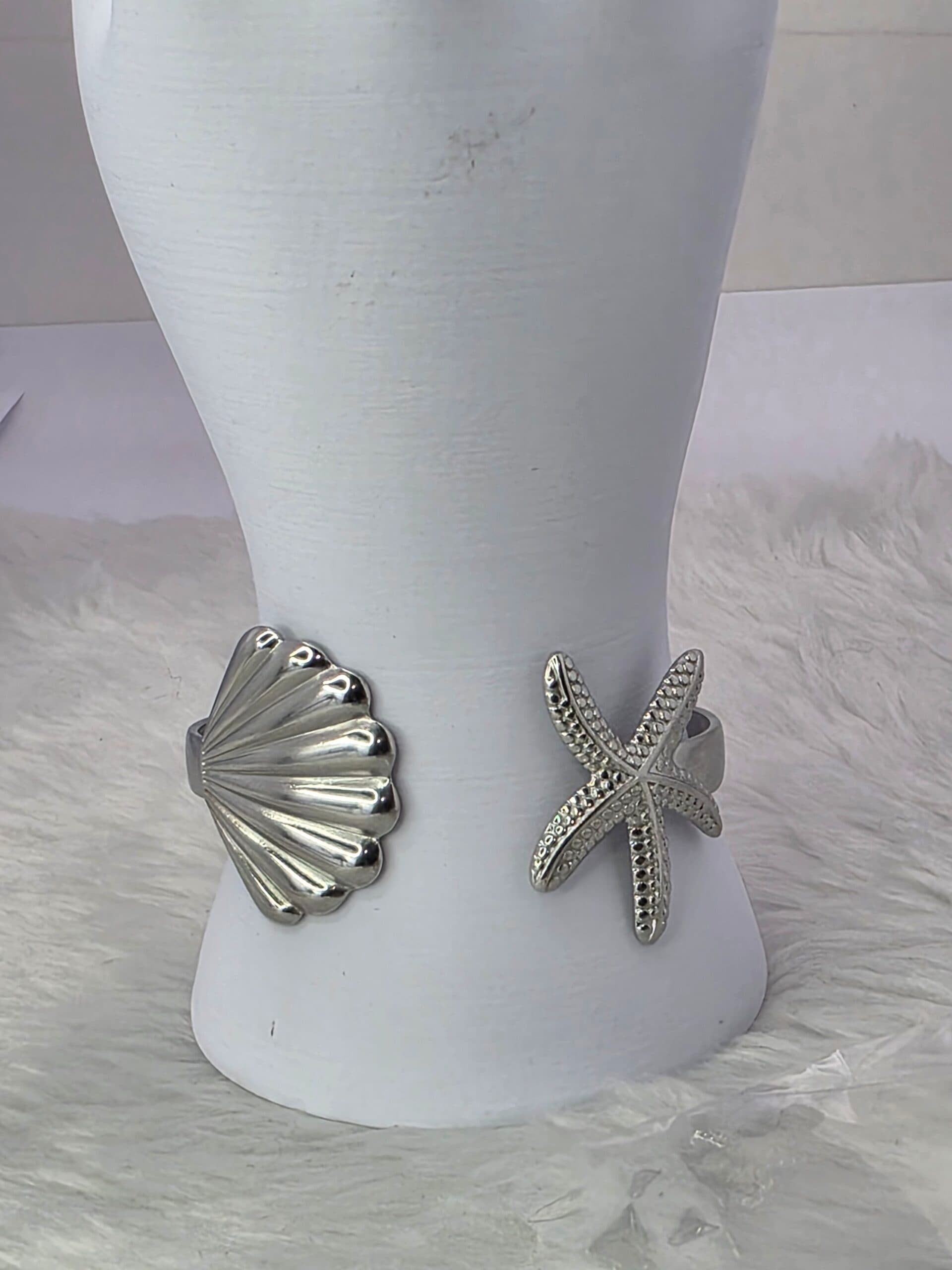 Bracelete Concha e Estrela-do-Mar em Aço Inoxidável | Tríade Aço
