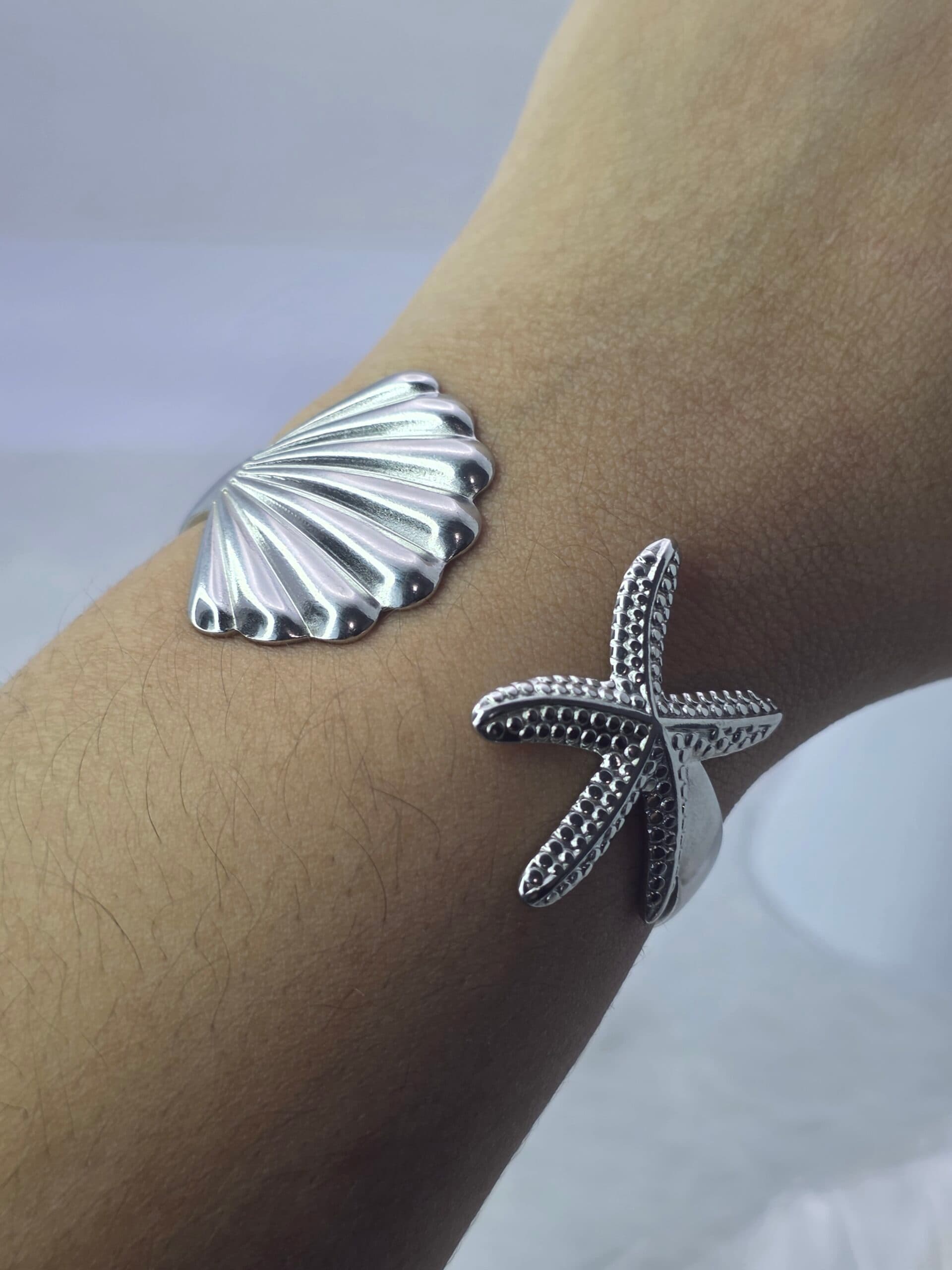 Bracelete Concha e Estrela-do-Mar em Aço Inoxidável | Tríade Aço