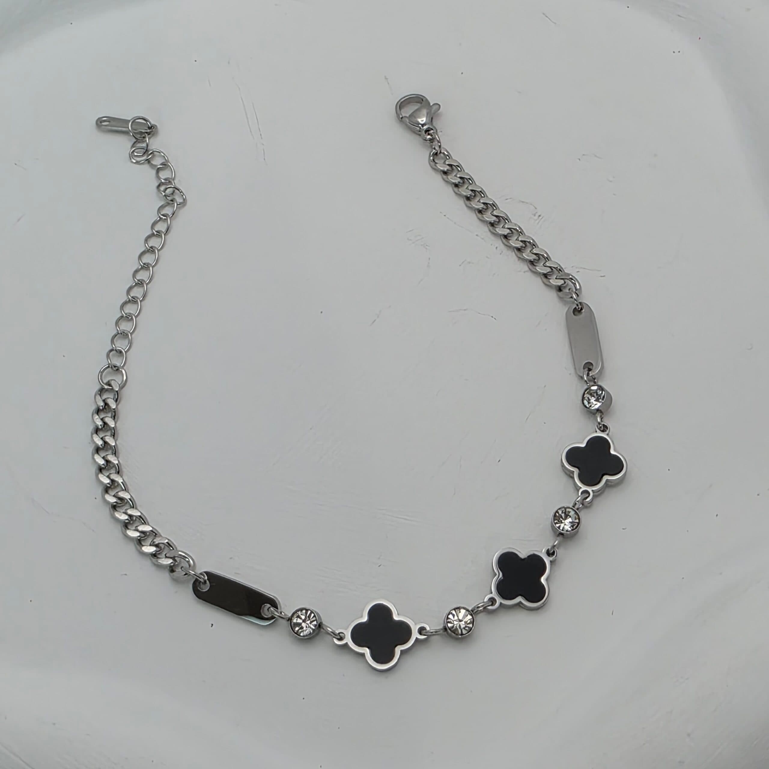 Pulseira Trevo Preto com Zircônias em Aço Inoxidável 316L - PRATA