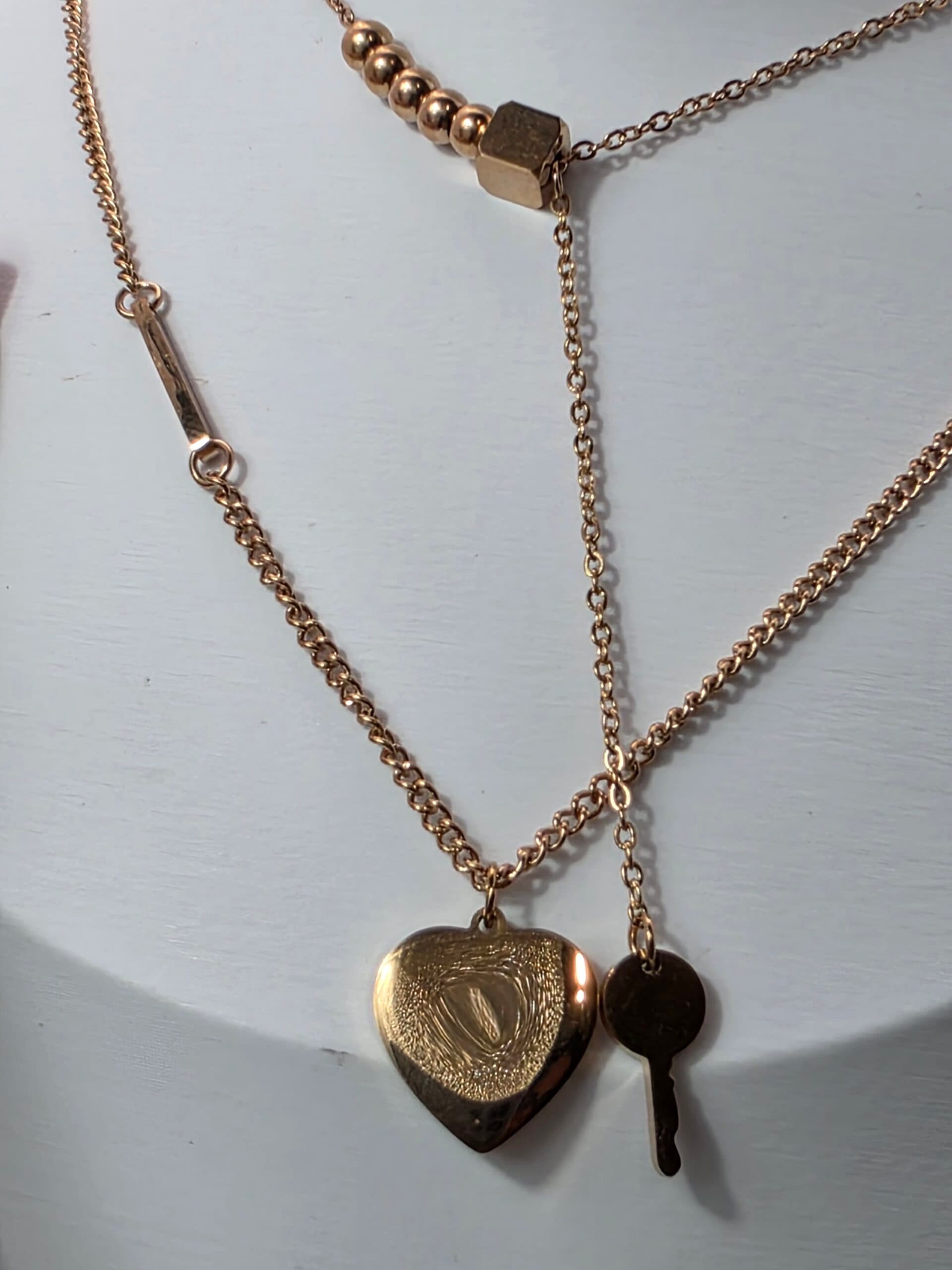 Colar Feminino Coração e Chave Rosê em Aço Inoxidável – Duplo com Pingentes